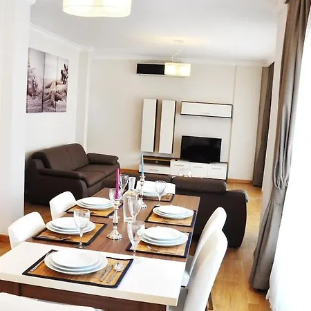 Sleeps 10 With Pool Air Con And Wifi Bodrum
